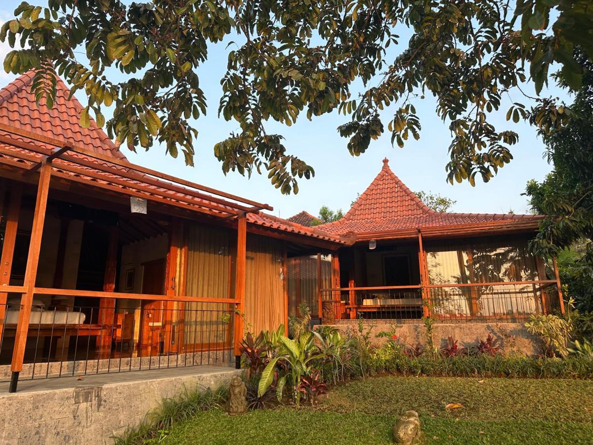 Griya Kcb Villa Ubud  Exterior photo